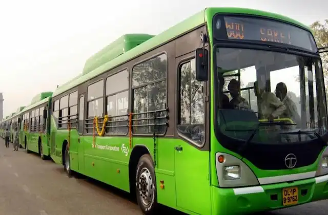 Delhi-1-April-special-lane-for-buses-trucks-start-violation-fine-up-to-Rs-10000-6-months-imprisonment -az