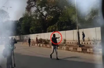 delhi-firing-again-outside-jamia-milia-islamia-university-fir-file-no-one-arrest