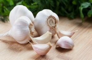 garlic-benefits-lahsun-ke-fayde