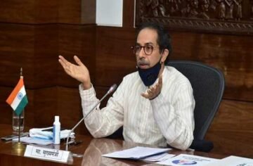 uddhav thackeray hits at congress remarks on going solo people will beat with footwear, महाराष्ट्र में सबकुछ ठीक नहीं, अकेले चुनाव लड़ेगी कांग्रेस, ठाकरे का तीखा हमला