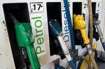 petrol diesel price today in hindi, पेट्रोल-डीजल : लगातार दूसरें दिन डीजल के दामों में कमी, पेट्रोल के दाम स्थिर, india petrol diesel price