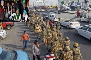 farmers-protest--delhi-up-police-on-ghazipur-border-water-electricity-supply-cut-after-tractor-rally-violence-1_optimized