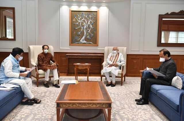 PM Modi Uddhav Thackeray meeting  all updates in hindi, मैं कोई नवाज शरीफ से नहीं मिलने गया था, मेरे प्रधान मंत्री के साथ अच्छे संबंध - उद्धव