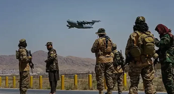 आखिकार अमेरिकी सेना ने छोड़ा अफगानिस्तान, 20साल का US मिशन खत्म, सैकड़ों लड़ाकू विमानों को किया बेकार