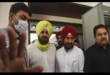 punjab congress crisis news updates in hindi, पंजाब की सियासी चाल- सिद्दू का इस्तीफा, रावत का बयान-एक समाधान निकलेगा...punjab news in hindi