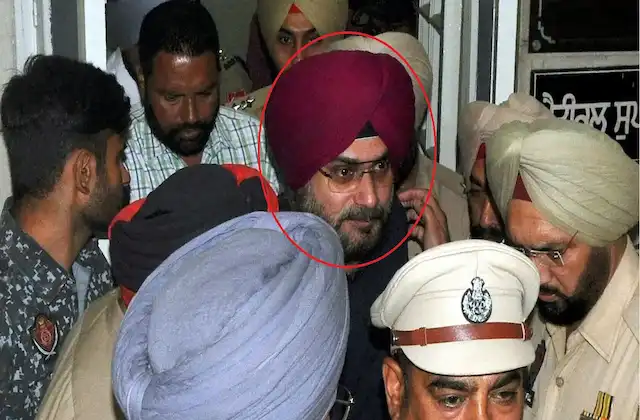 congress-leader former-cricketer navjot-singh-sidhu-was-released-from-jail,