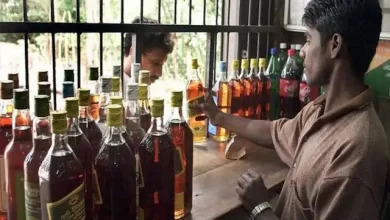Delhi Liquor crisis arise from today-as-Kejriwal-govt-withdraws liquor new excise policy