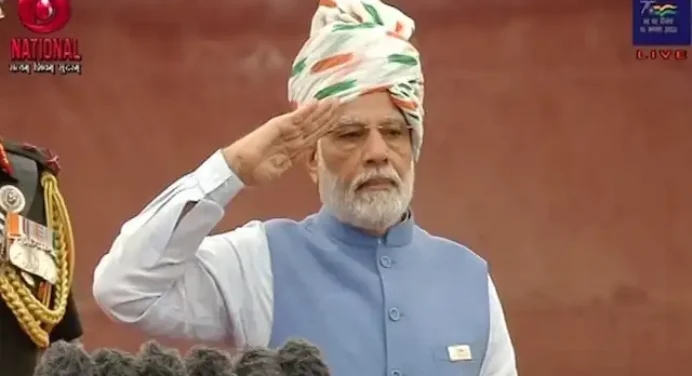 India 75th Independence Day:पीएम मोदी ने राष्ट्रीय ध्वज फहरा देश को संबोधित किया,जानें भाषण की प्रमुख बातें