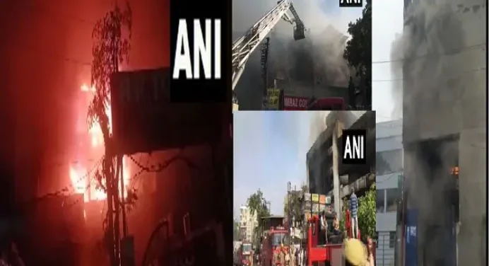 BreakingNews-दिल्ली सहित उत्तर प्रदेश में लगी भीषण आग