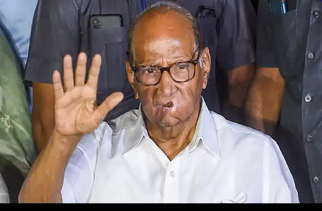 Sharad Pawar resigns as NCP chief;Way clear for Ajit Pawar